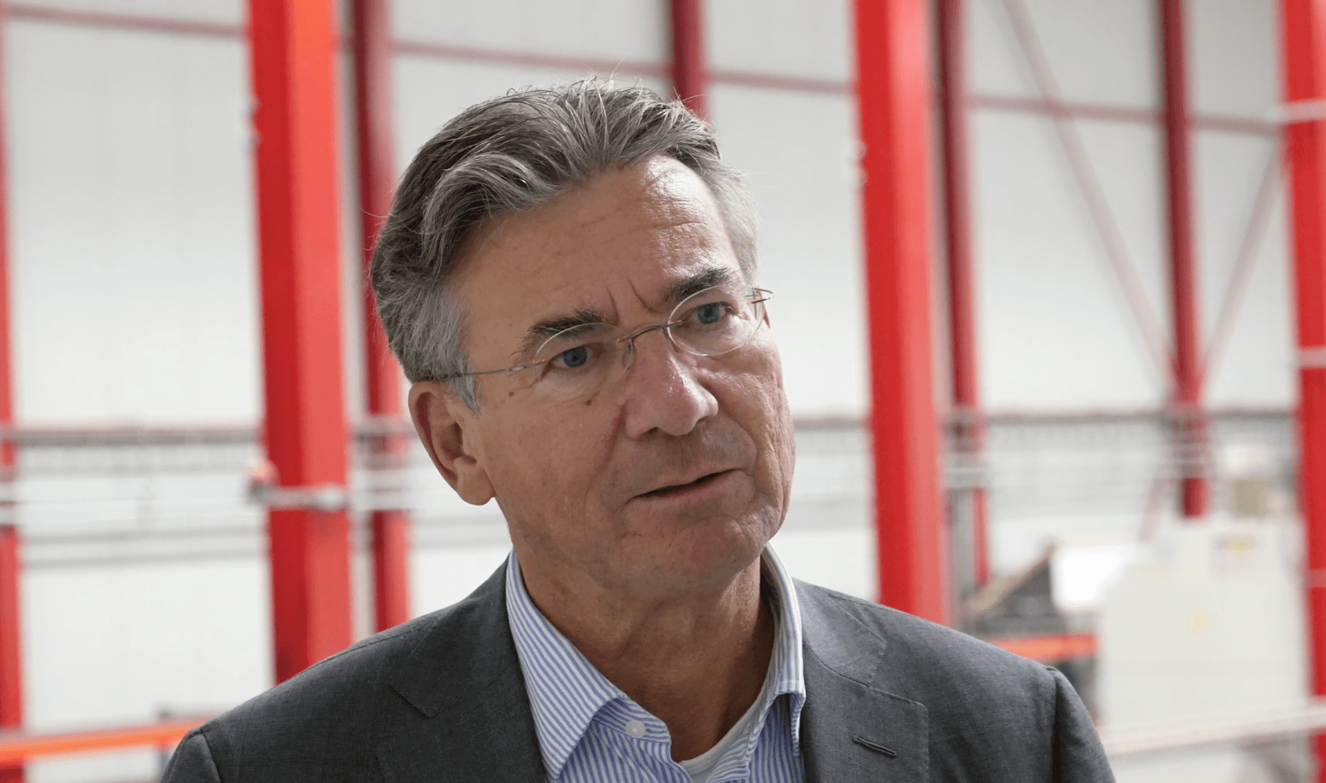 Maxime Verhagen bezoekt robotstraat Gevelklaar